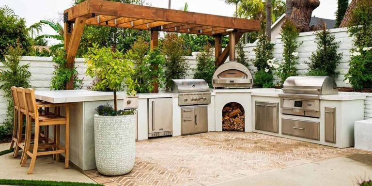 Best Outdoor Kitchen for Entertaining: The 2026 Design Guide