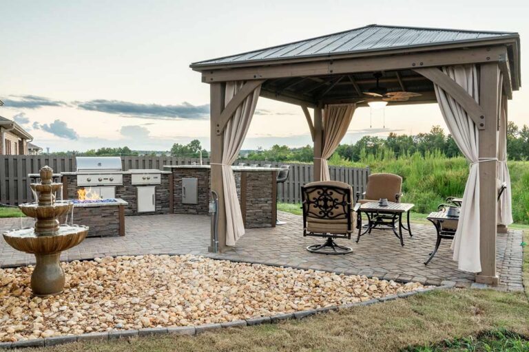 Luxury Outdoor Kitchen Pavilions USA: 2026 Expert Design Guide